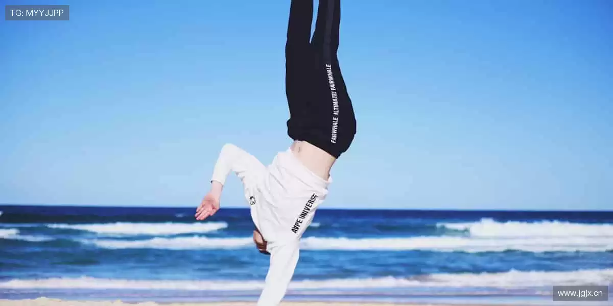 实时解说，你的专属观赛搭子！🎙️🎮